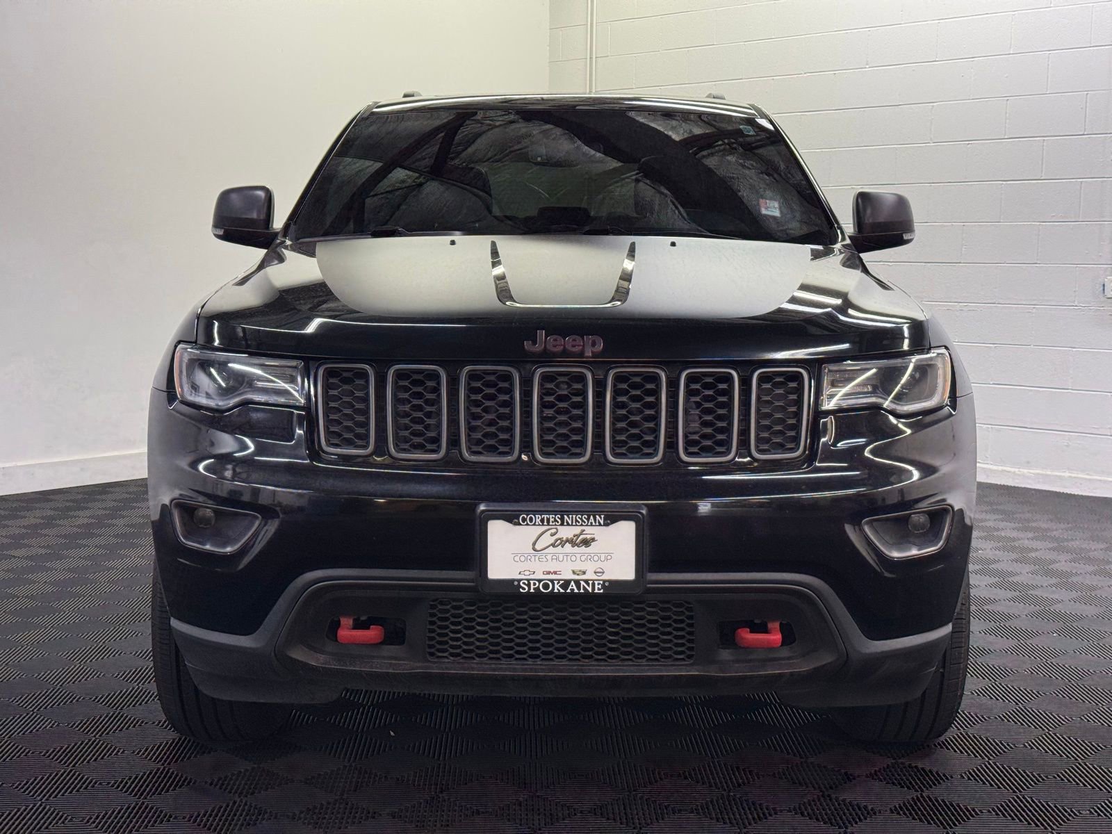 Used 2021 Jeep Grand Cherokee Trailhawk w/ Trailhawk Luxury Group AWD/4WD image 5