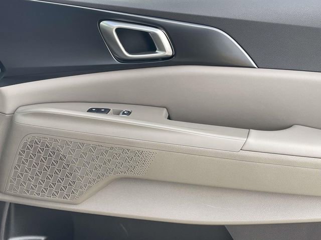 Certified 2026 Kia Carnival image 18