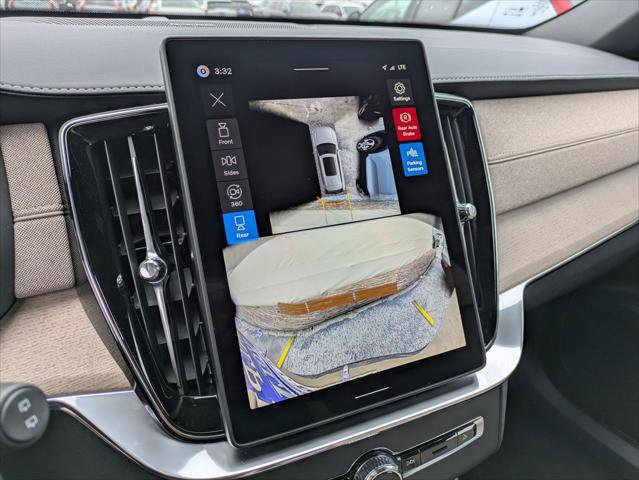 New 2026 Volvo XC90 T8 Plus w/ Protection Package Premier AWD/4WD image 9