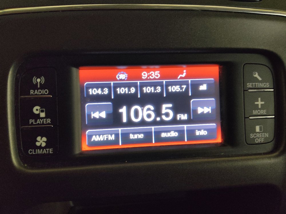 Used 2019 Dodge Journey SE FWD image 25