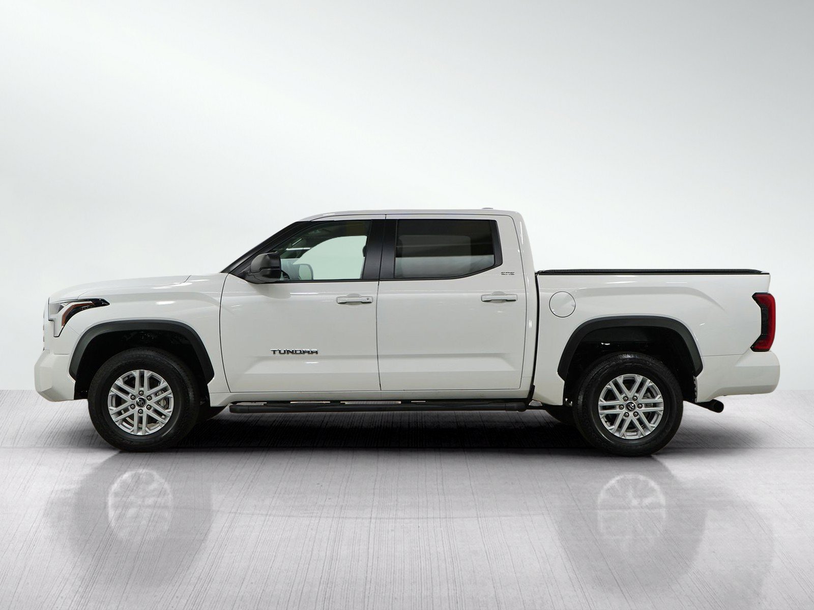 Used 2024 Toyota Tundra SR5 w/ SR5 Premium Package AWD/4WD image 2