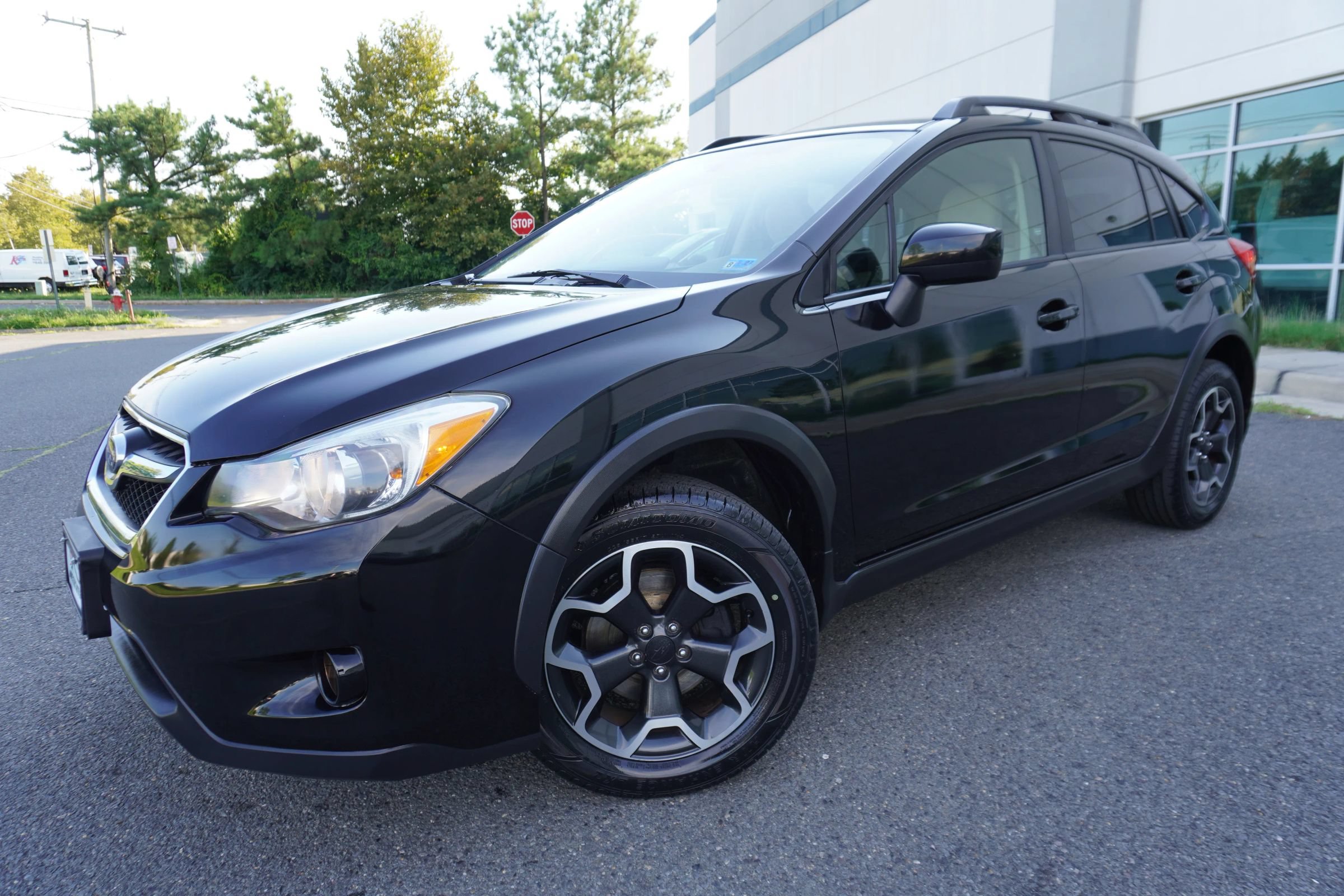 Used 2015 Subaru Crosstrek 2.0i Premium AWD/4WD image 3