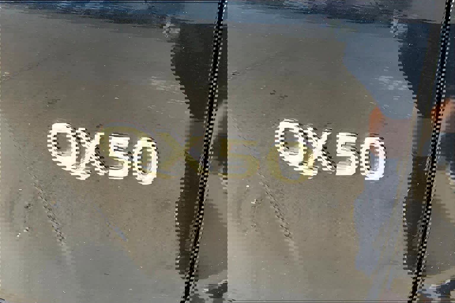 Used 2024 INFINITI QX50 Luxe image 9