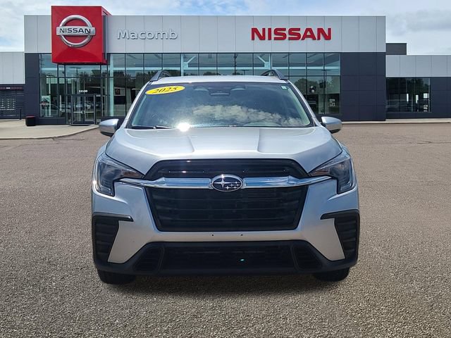 Used 2025 Subaru Ascent Premium AWD/4WD image 2