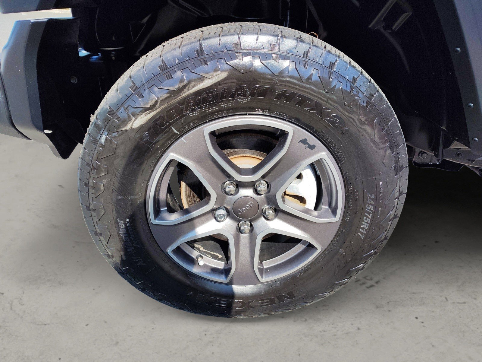 Used 2021 Jeep Wrangler Sport AWD/4WD image 9