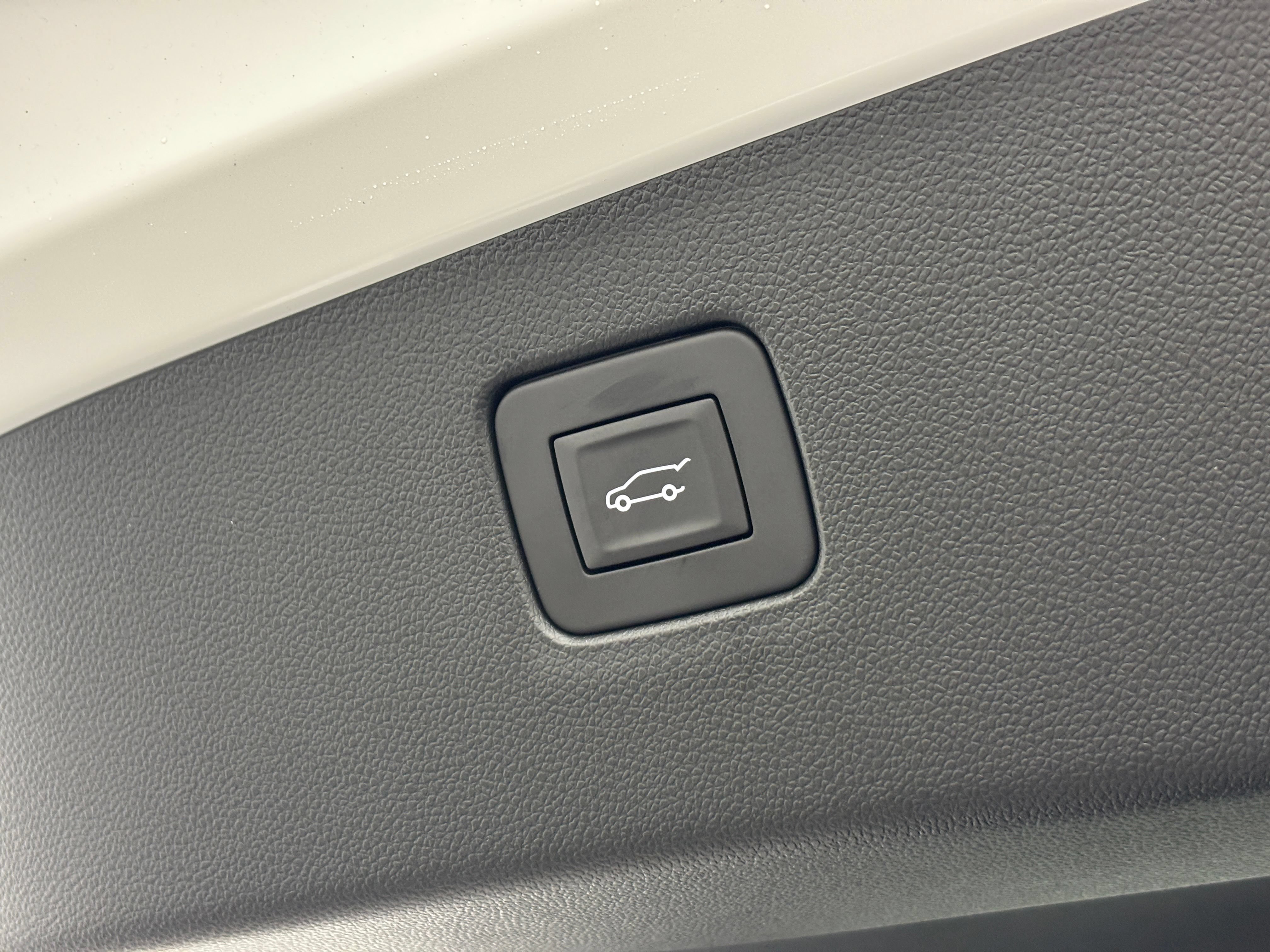 New 2026 Buick Envista Sport Touring FWD image 11
