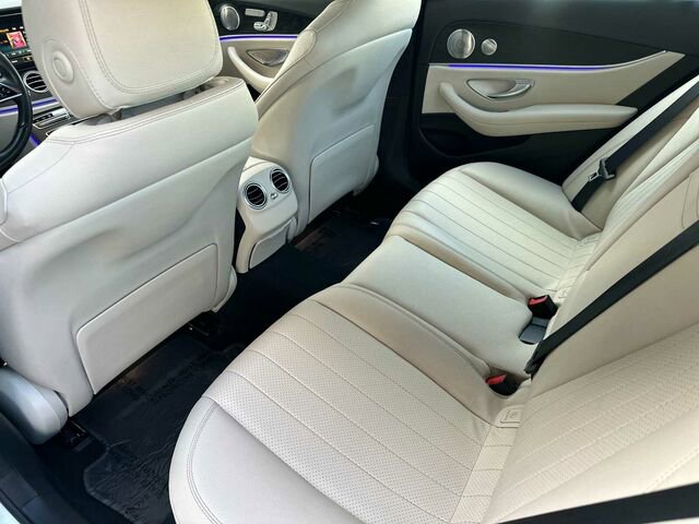 Used 2022 Mercedes-Benz E 350 Sedan image 14