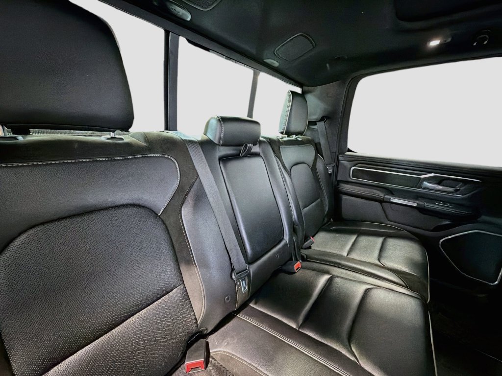 Used 2023 RAM 1500 Laramie AWD/4WD image 29