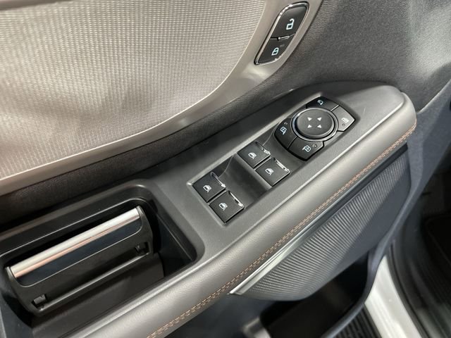 New 2025 Ford Expedition Active image 19