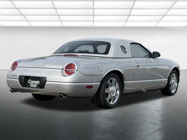 Used 2005 Ford Thunderbird RWD image 12
