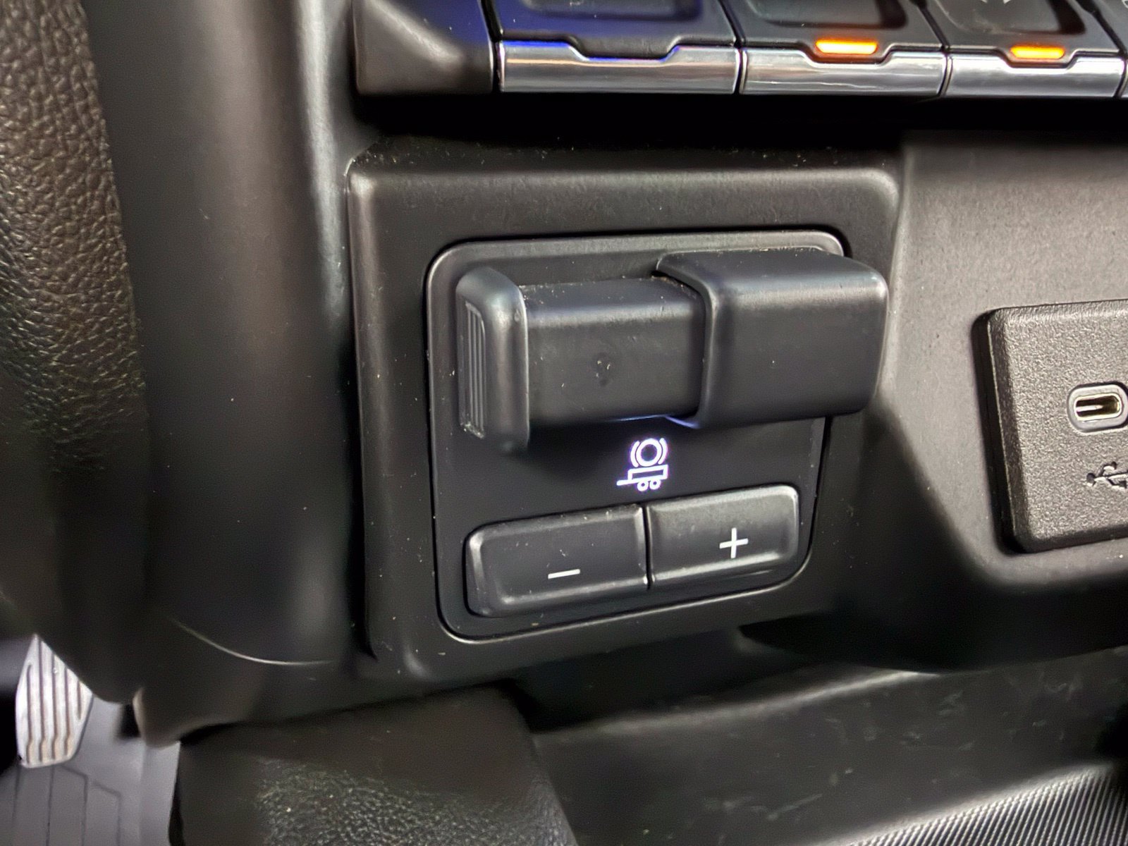 Used 2021 Chevrolet Silverado 1500 LT Trail Boss AWD/4WD image 22