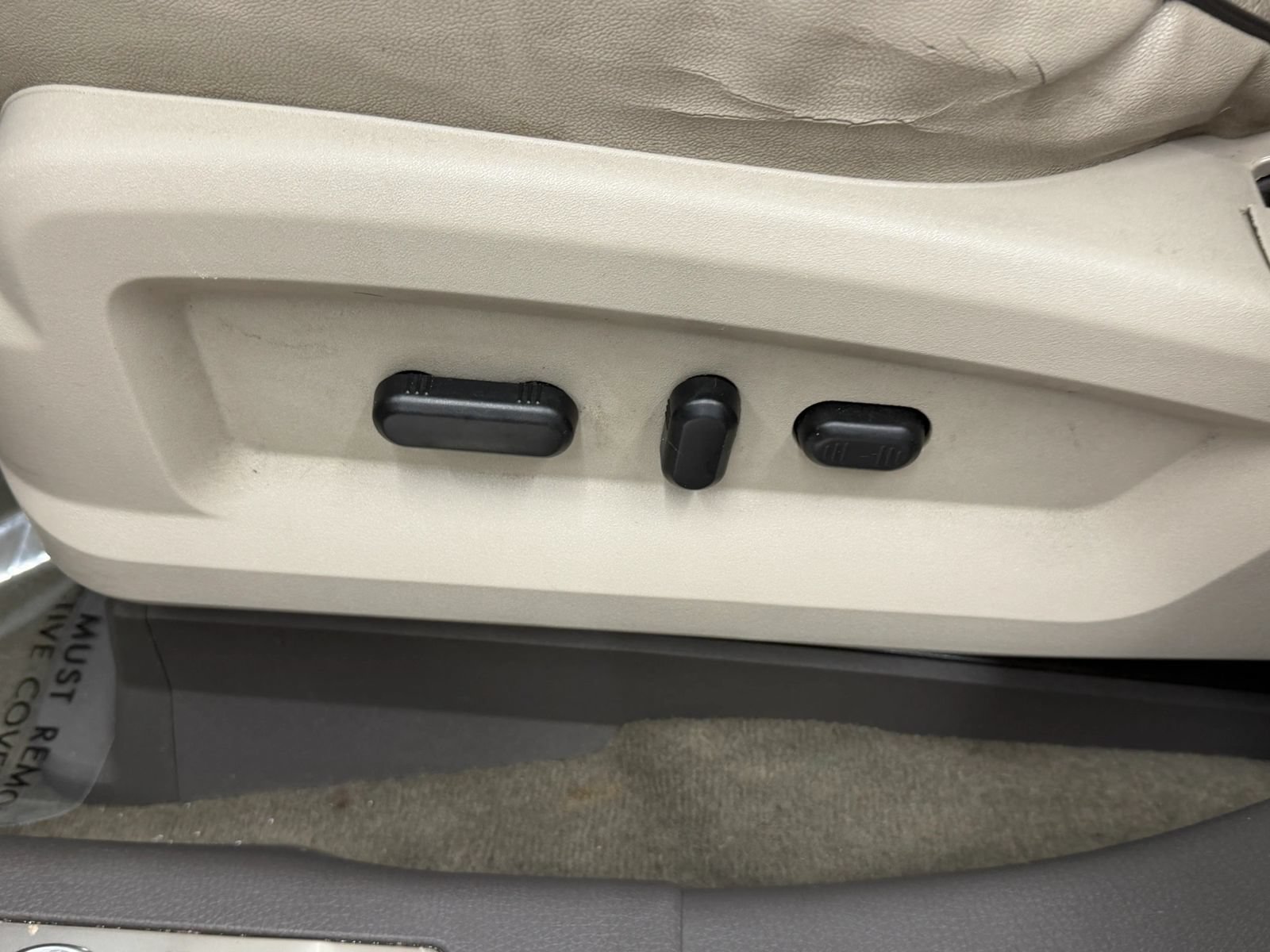 Used 2010 Lincoln MKX 2WD image 23