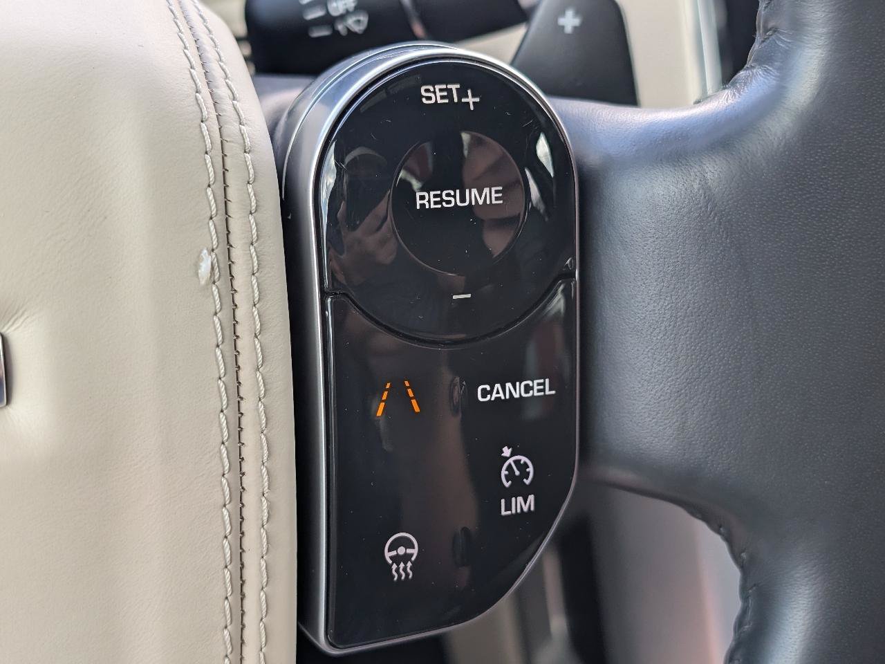 Used 2019 Land Rover Range Rover Supercharged AWD/4WD image 13
