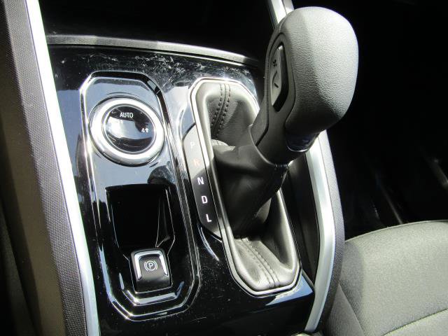 Used 2024 Chevrolet Colorado W/T w/ Safety Package AWD/4WD image 23