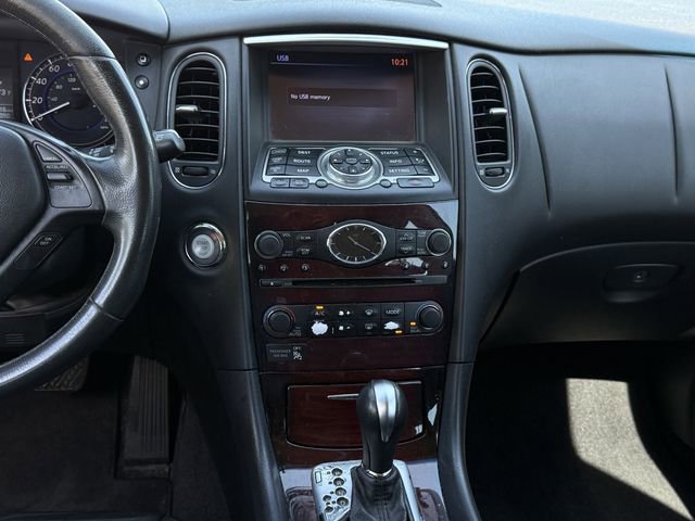 Used 2017 INFINITI QX50 2WD w/ Premium Plus Package image 16