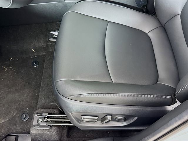 New 2026 Toyota Corolla Cross XLE image 18