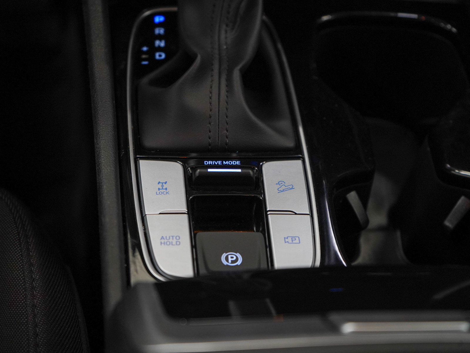 Used 2024 Hyundai Santa Cruz SE AWD/4WD image 20