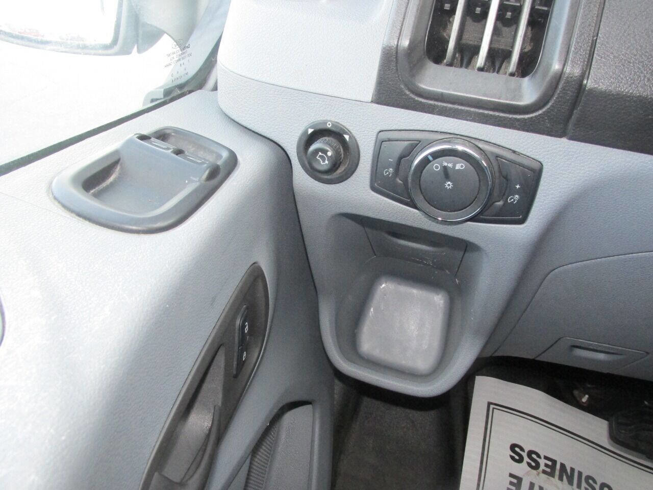 Used 2018 Ford Transit 250 148 Medium Roof image 53
