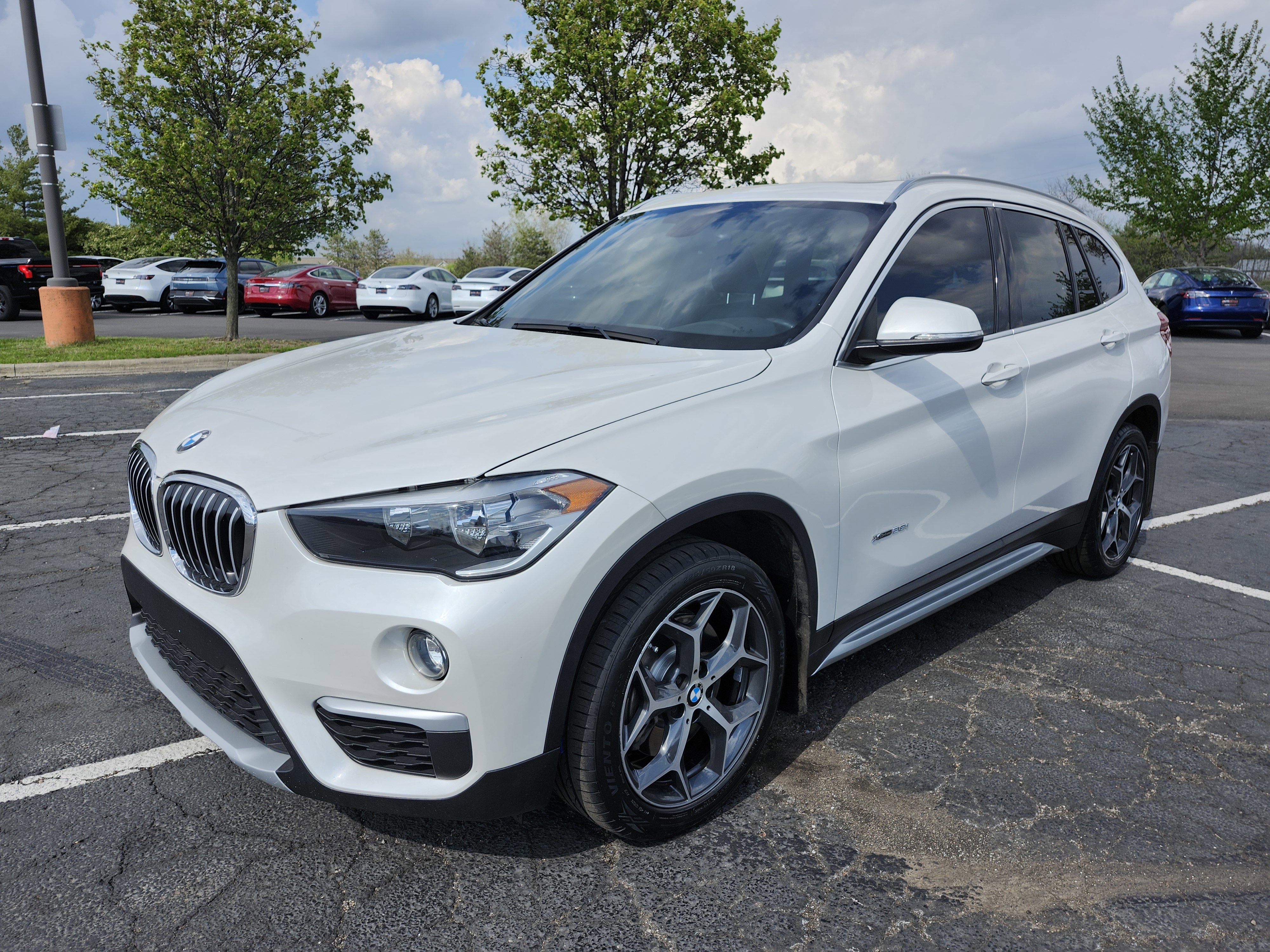 Used 2018 BMW X1 xDrive28i AWD/4WD image 15