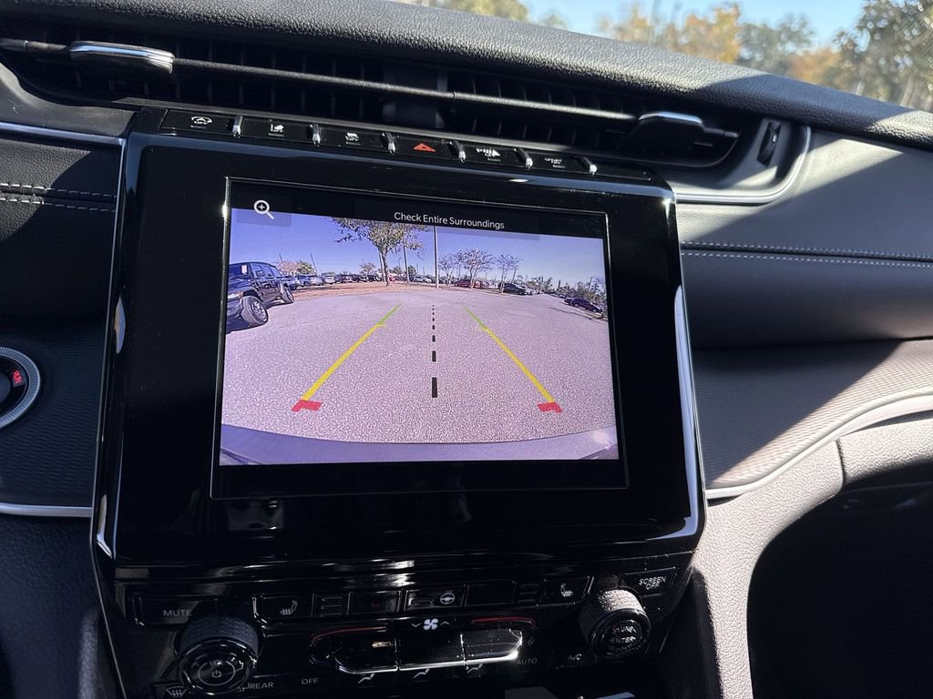 New 2025 Jeep Grand Cherokee L Laredo w/ Luxury Tech Group I image 23