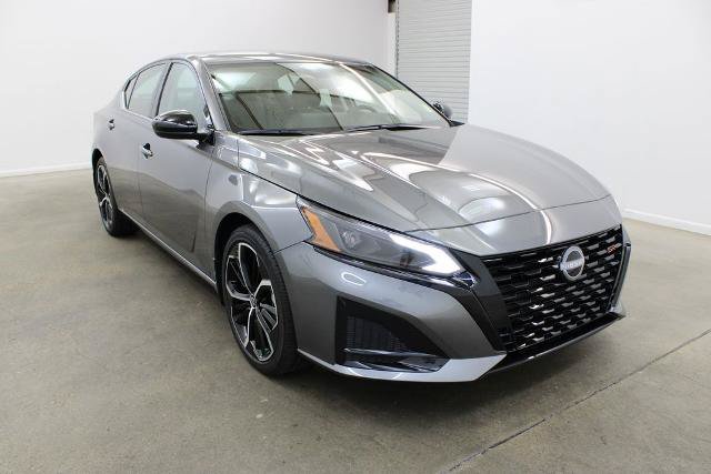 Certified 2026 Nissan Altima 2.5 SR FWD image 6