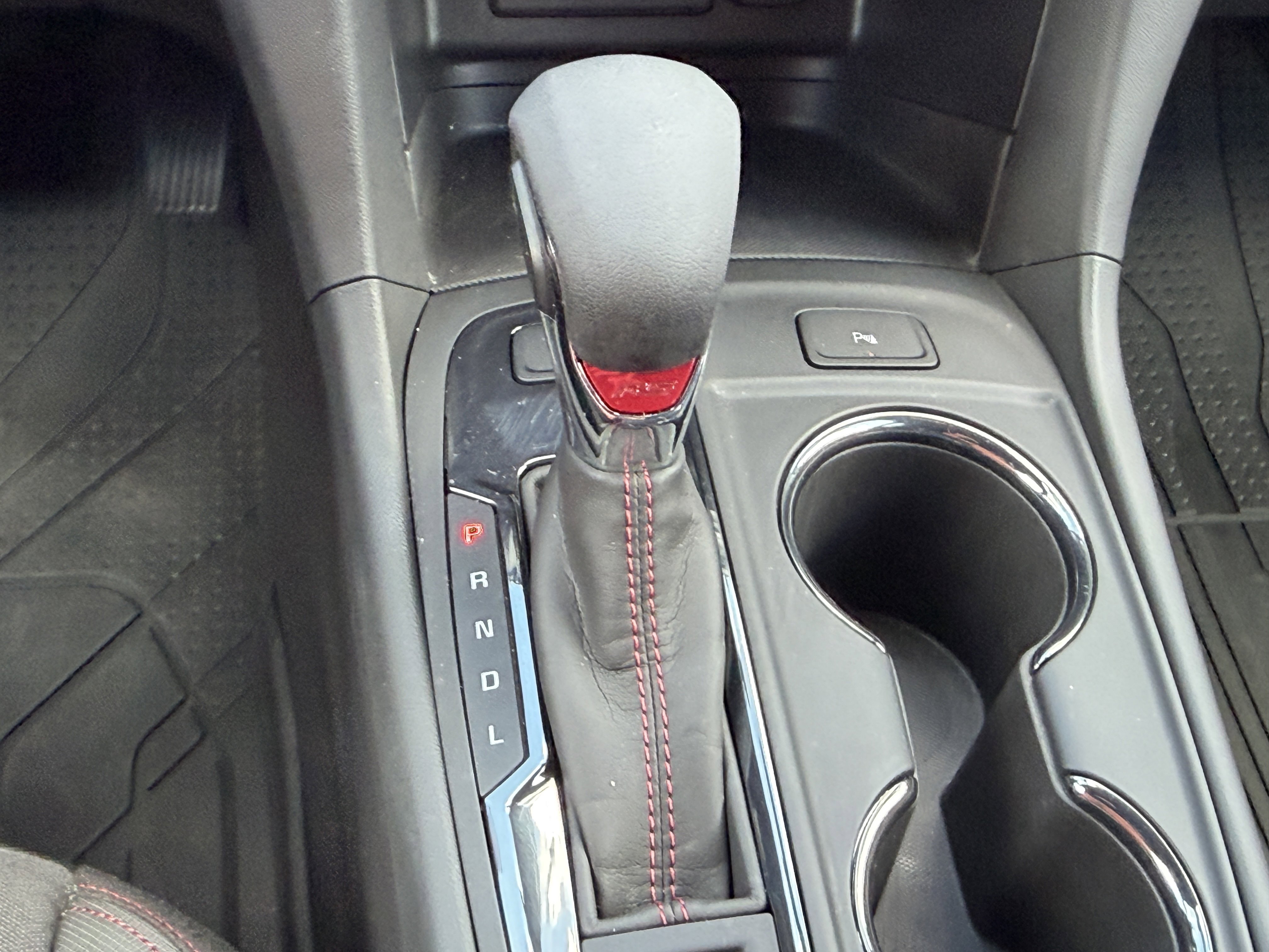 Used 2024 Chevrolet Equinox RS w/ LPO, Floor Liner Package AWD/4WD image 26