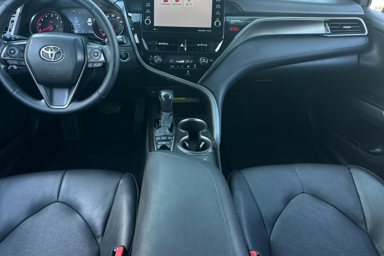 Certified 2021 Toyota Camry XSE FWD image 13