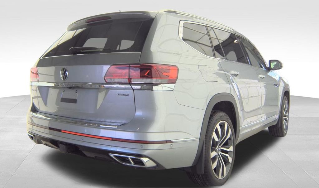 Used 2023 Volkswagen Atlas SEL Premium AWD/4WD image 4