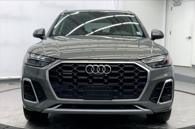 Certified 2023 Audi Q5 2.0T Premium Plus w/ Premium Plus Package AWD/4WD image 2