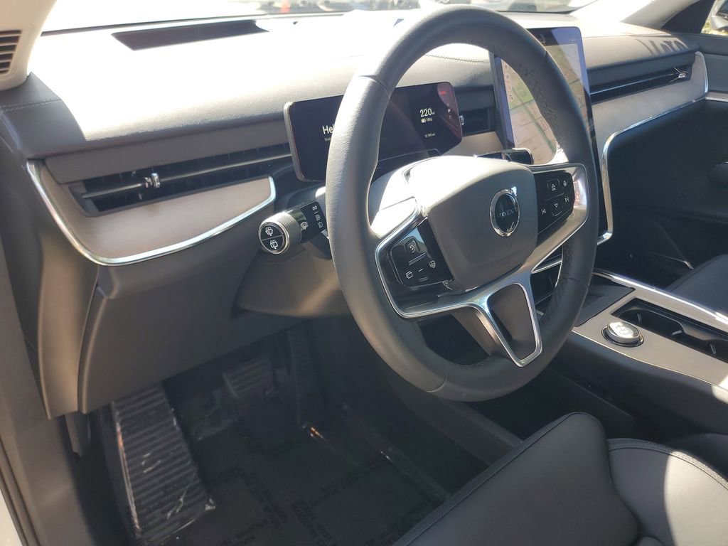 Certified 2025 Volvo EX90 Plus AWD/4WD image 19