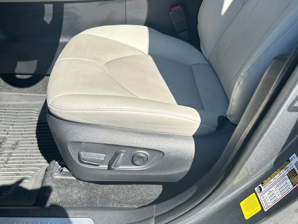 Used 2026 Toyota Grand Highlander AWD image 9