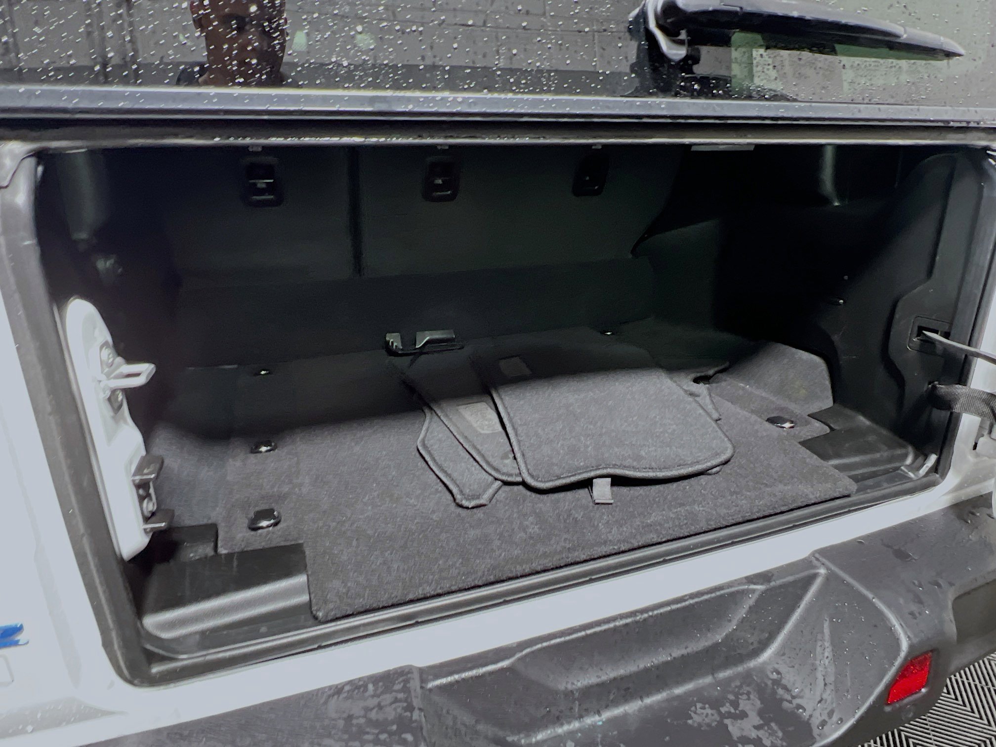 Used 2025 Jeep Wrangler Unlimited Rubicon 4xe w/ Safety Group image 34