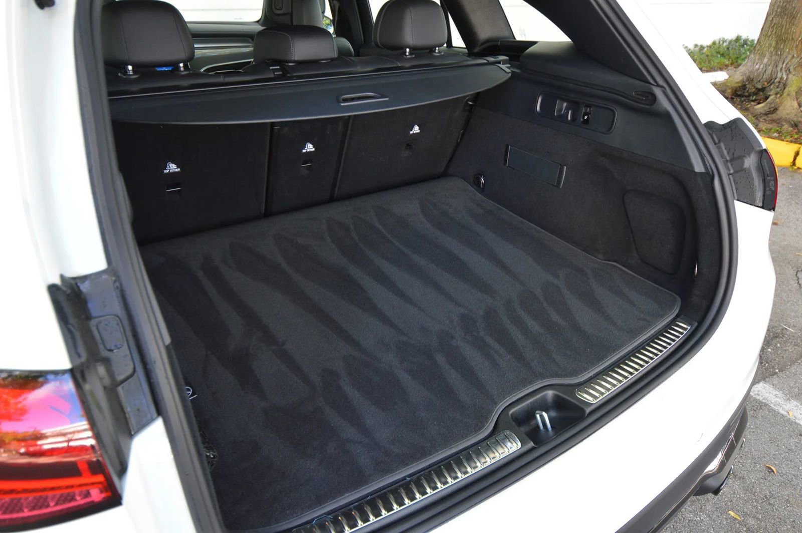 Used 2025 Mercedes-Benz GLC 43 AMG 4MATIC image 57