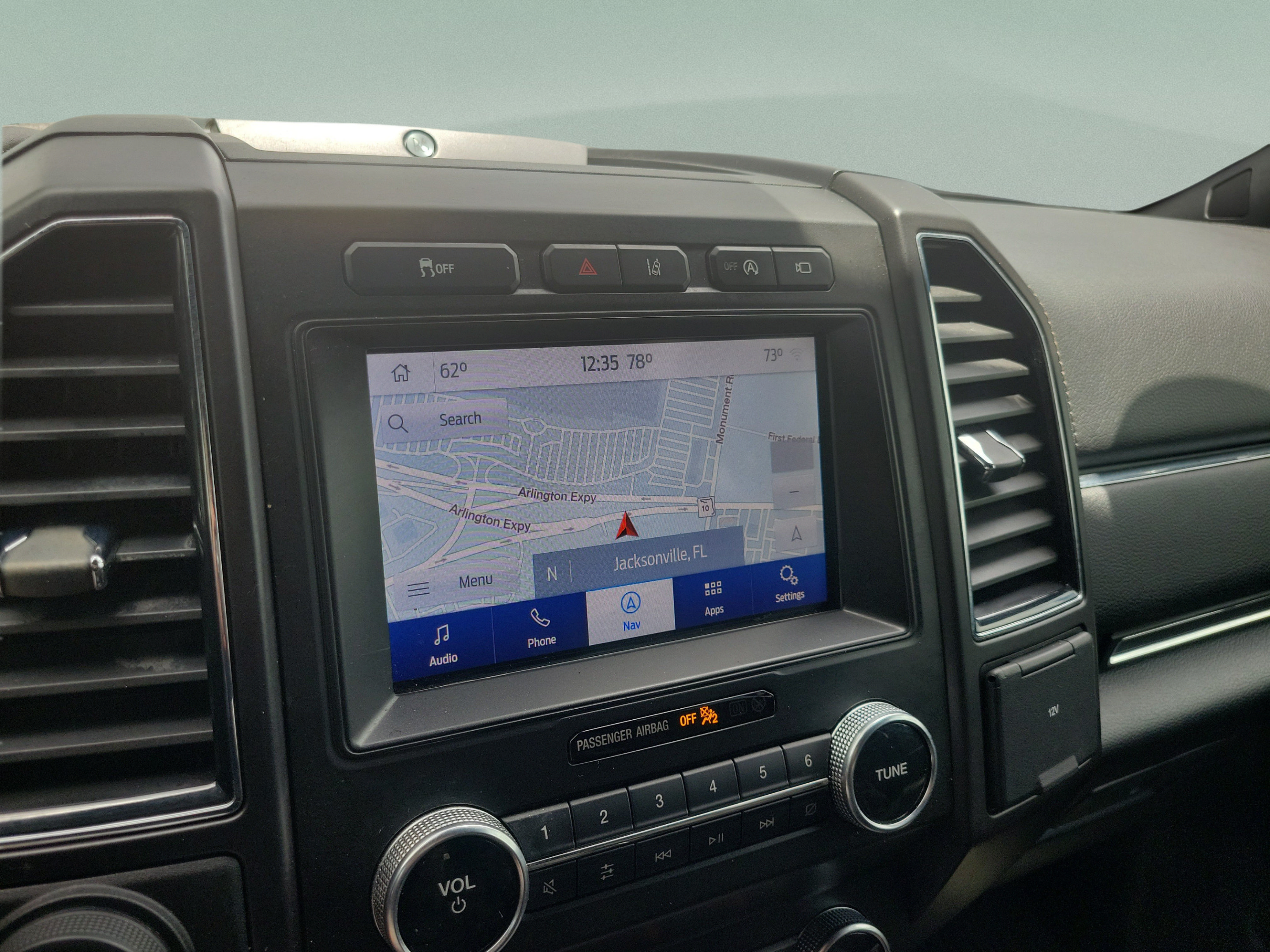 Used 2020 Ford Expedition Limited w/ Equipment Group 302A RWD image 28