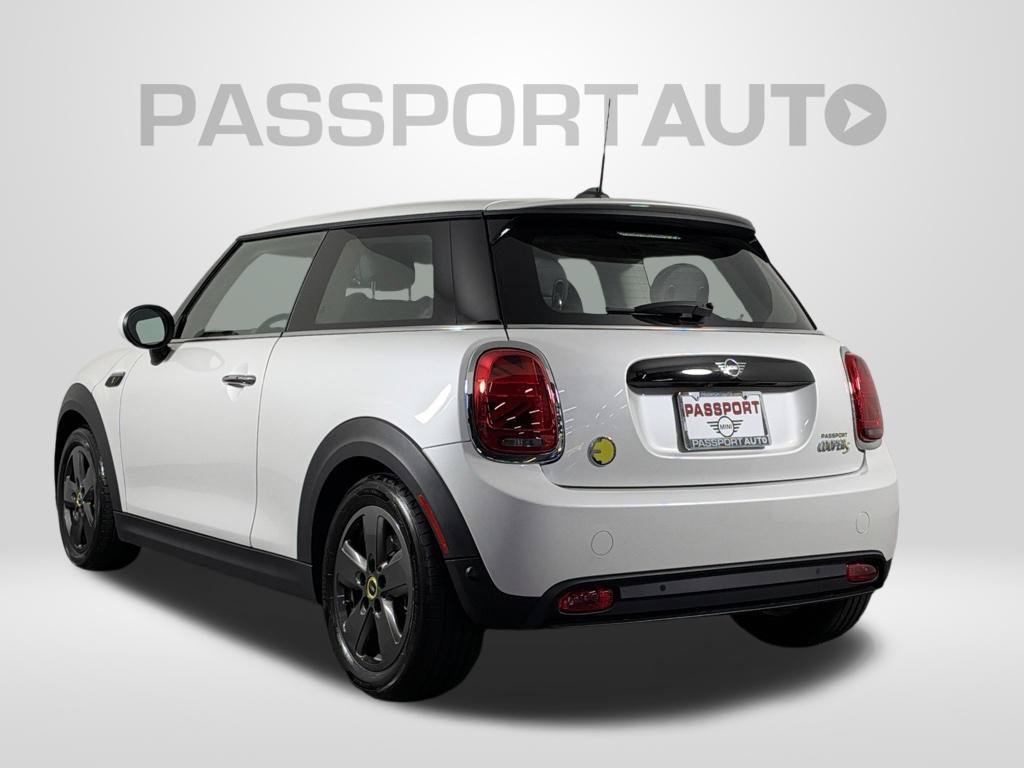 Used 2024 MINI Cooper SE FWD image 6