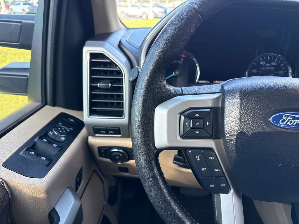 Used 2018 Ford F250 Lariat w/ Lariat Value Package RWD image 18
