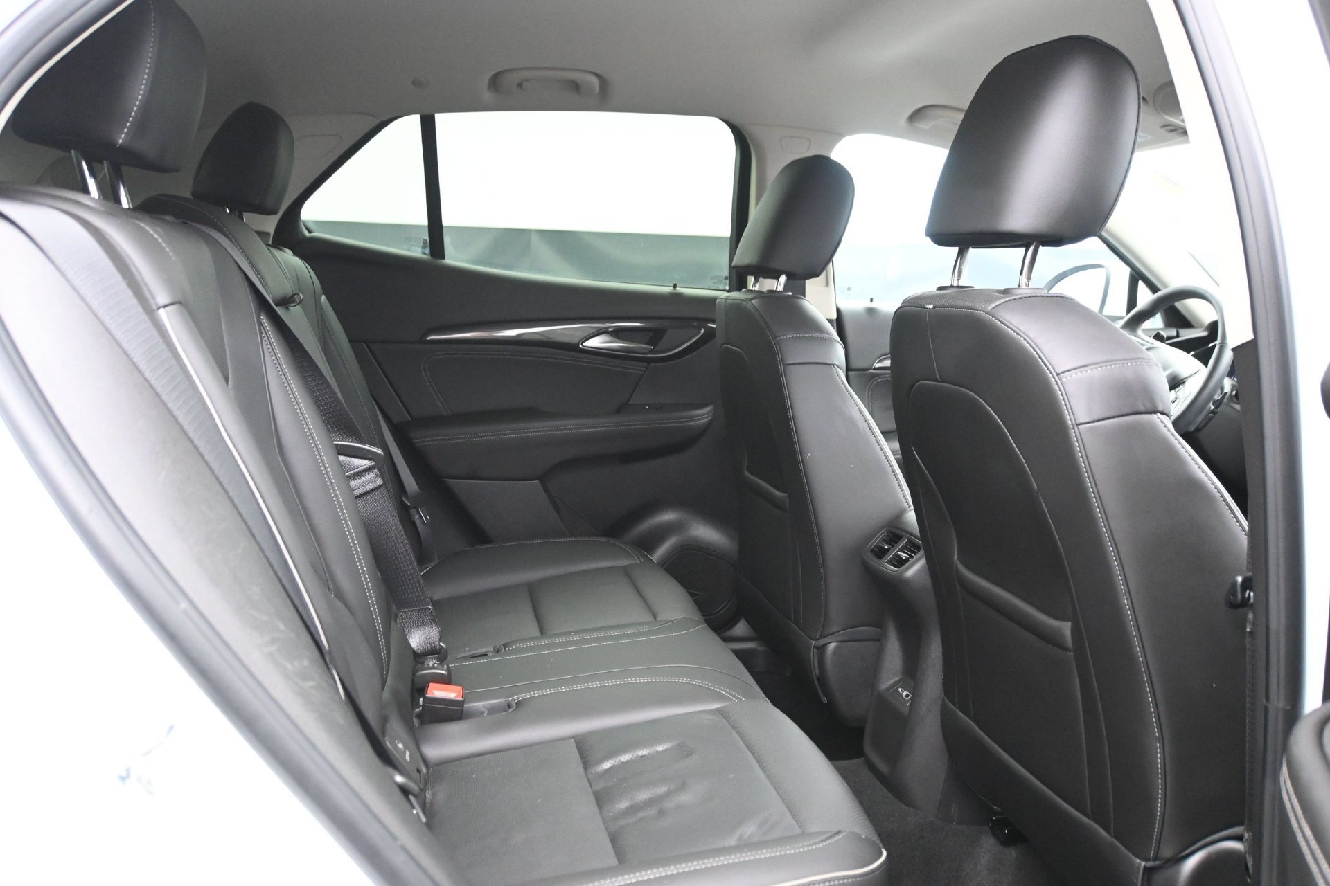 Used 2023 Buick Envision Essence AWD/4WD image 14
