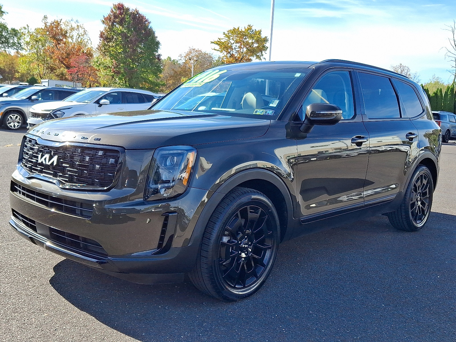 Certified 2022 Kia Telluride EX w/ EX Premium Package image 3