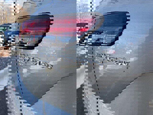 Used 2023 Buick Envision Essence w/ Technology Package I image 11