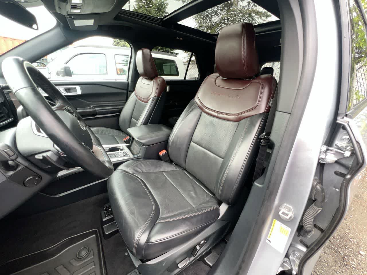 Used 2020 Ford Explorer Platinum AWD/4WD image 12