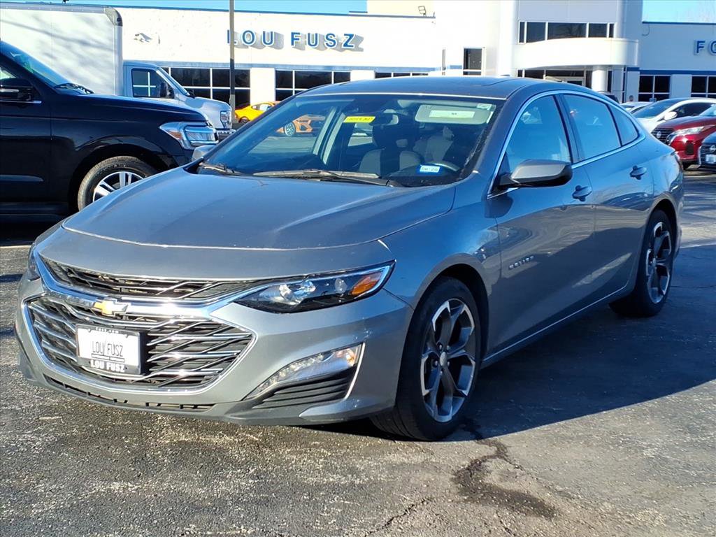 Used 2023 Chevrolet Malibu LT image 3