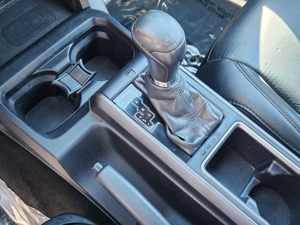 Used 2020 Toyota Tacoma TRD Sport w/ TRD Premium Sport Package AWD/4WD image 11