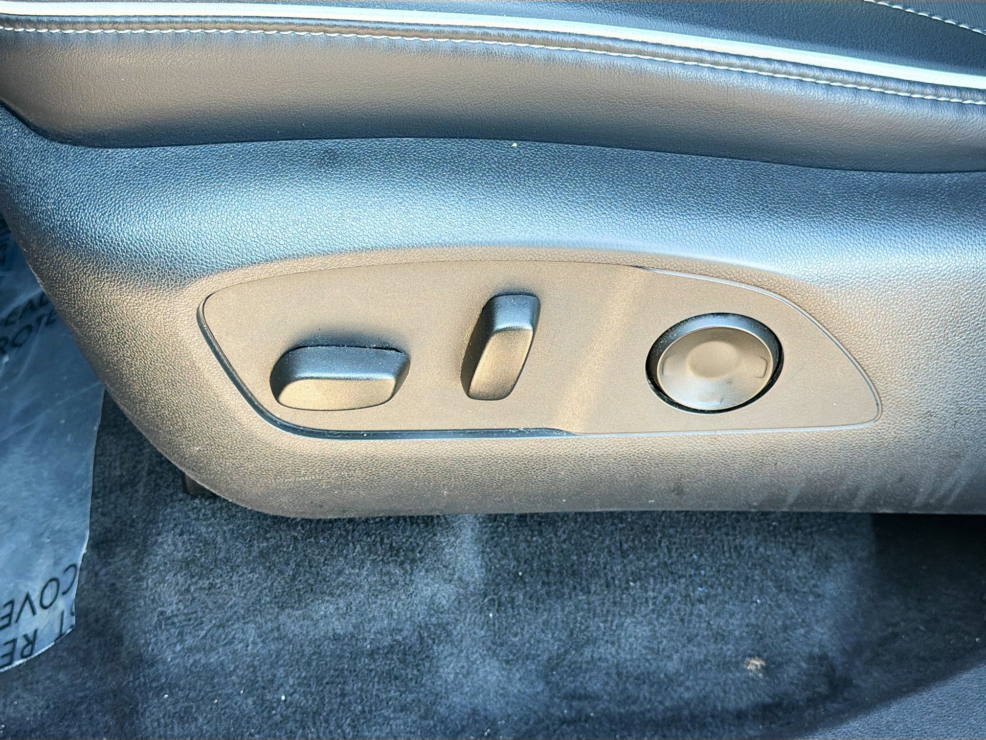 Used 2025 Buick Enclave Preferred image 49