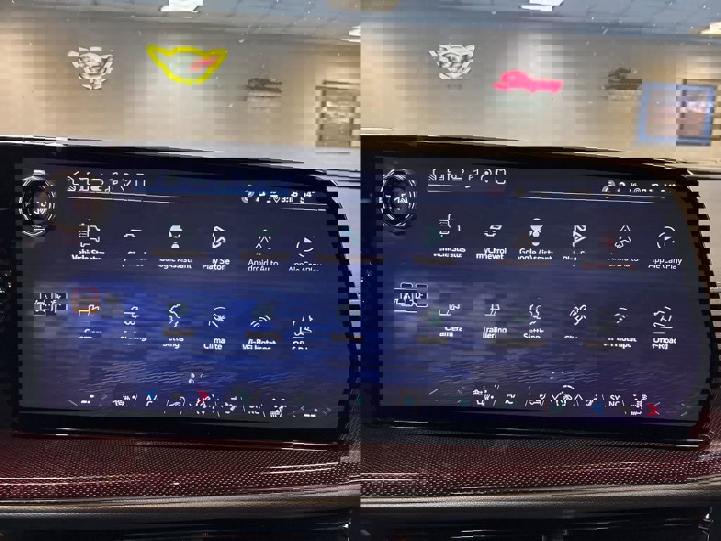 New 2026 Chevrolet Traverse Z71 w/ LPO, Floor Liner Package image 44