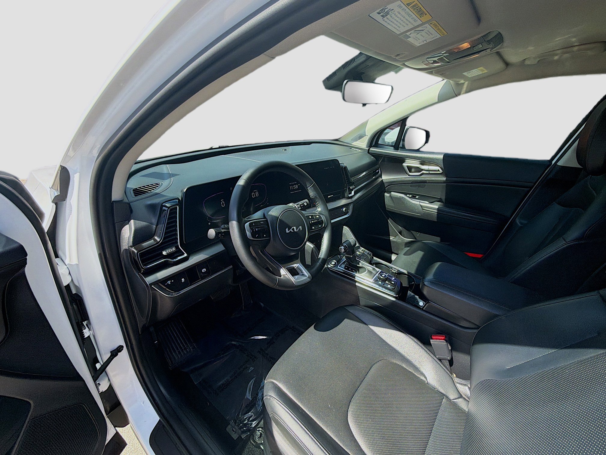 Used 2024 Kia Sportage EX image 9