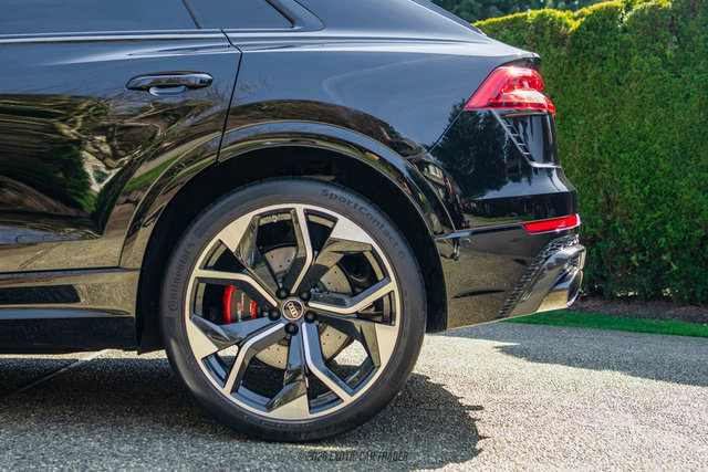 Used 2023 Audi RS Q8 AWD/4WD image 5