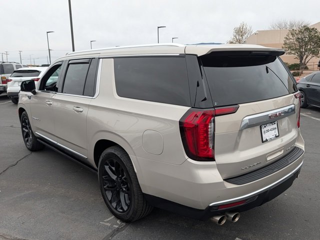 Used 2022 GMC Yukon XL Denali w/ Denali Ultimate Package image 5