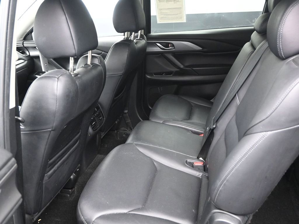 Used 2019 MAZDA CX-9 Touring image 14
