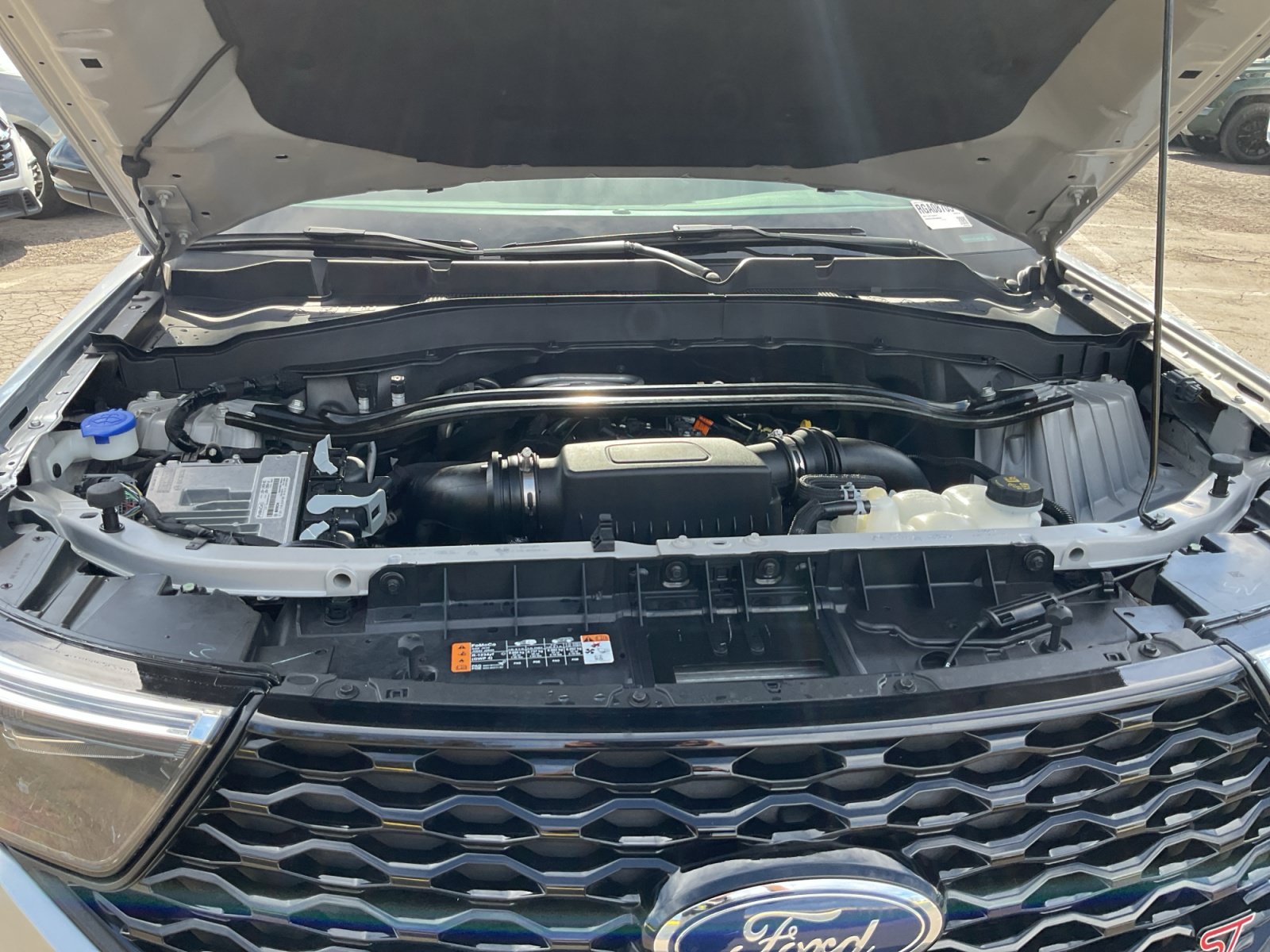 Used 2024 Ford Explorer ST w/ Equipment Group 401A AWD/4WD image 22