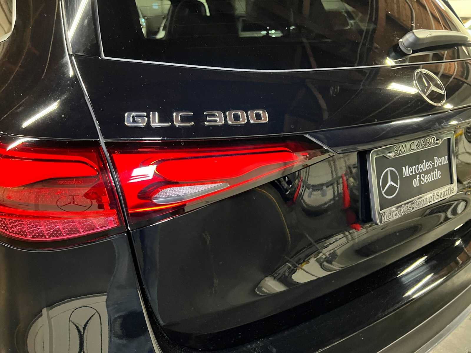 Used 2026 Mercedes-Benz GLC 300 4MATIC image 14